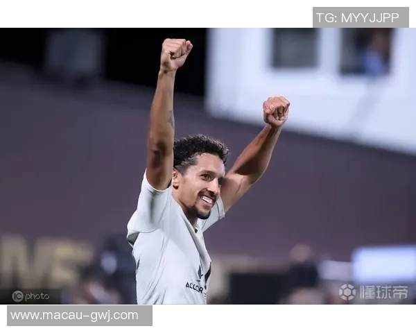 马尔基尼奥斯：从年轻天才到足球场上的坚实防线之王