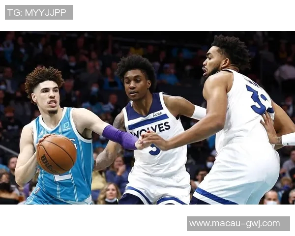 雷霆与黄蜂精彩对决中文回放全程回顾与分析