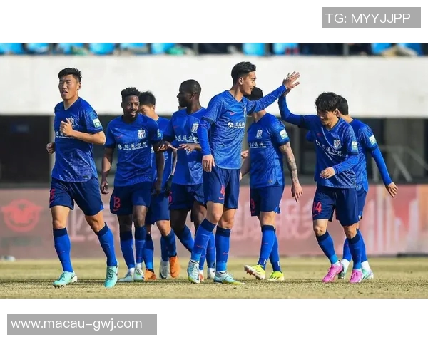 中超精彩对决申花迎战重庆全力争胜展现球队实力与激情